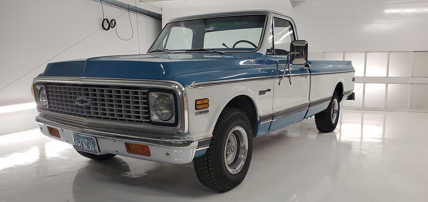 Custom blue and white 1972 Chevrolet C10